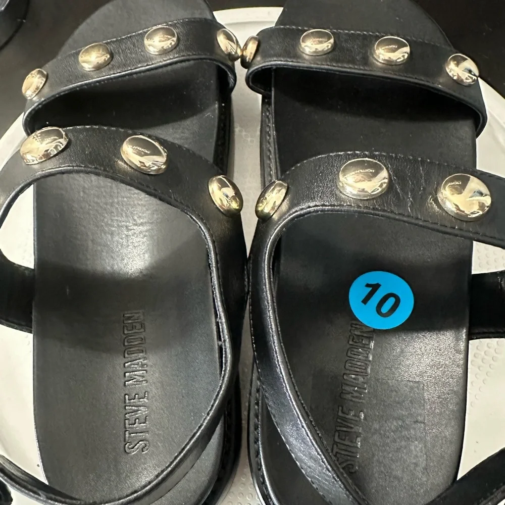Steve Madden brand new